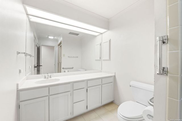 4001 N New Braunfels APT 300A, San Antonio, TX 78209