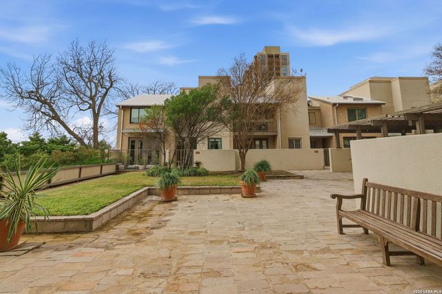 4001 N New Braunfels APT 300A, San Antonio, TX 78209