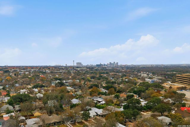 4001 N New Braunfels APT 300A, San Antonio, TX 78209