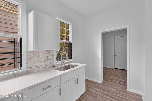 155 E 18TH Street, Jacksonville, FL 32206
