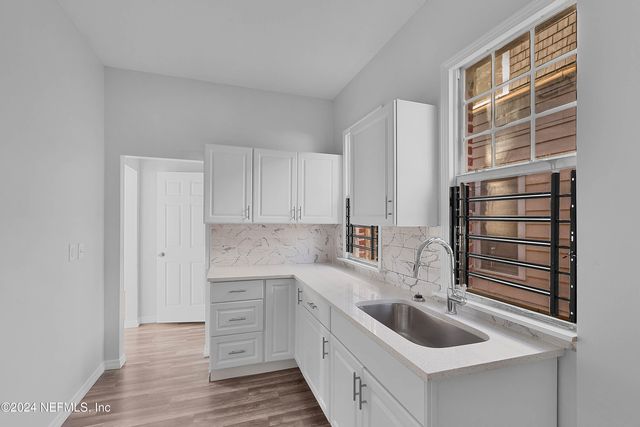 155 E 18TH Street, Jacksonville, FL 32206