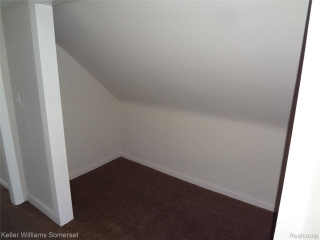 8127 Orchard Avenue, Warren, MI 48089