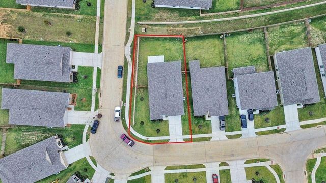 18211 Hidden Dahlia Drive, Tomball, TX 77377