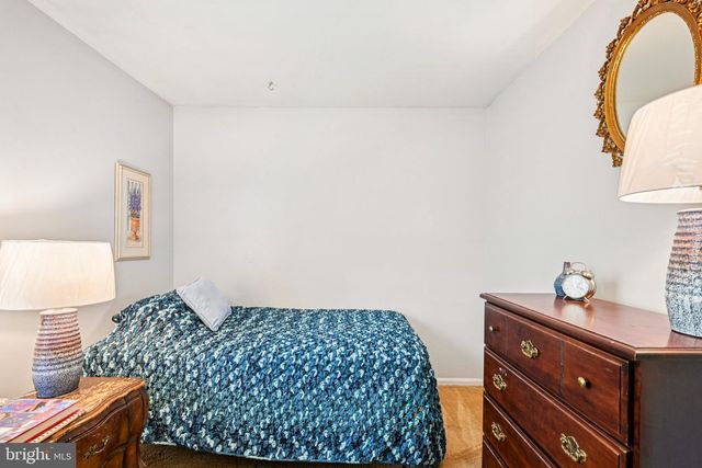 13 TARNSFIELD RD, Westampton, NJ 08060