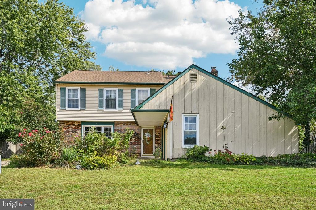13 TARNSFIELD RD, Westampton, NJ 08060