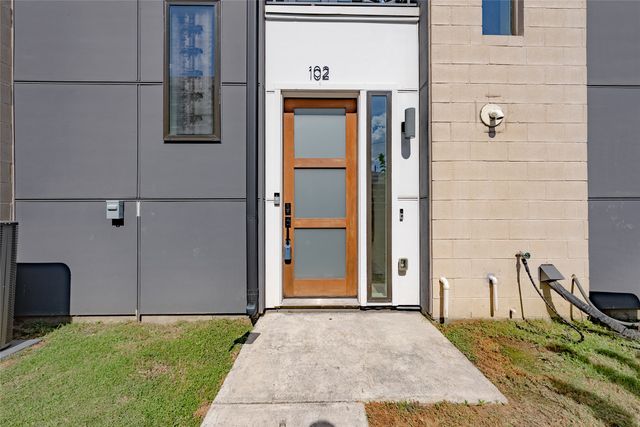 145 N Henderson Avenue 102, Dallas, TX 75214