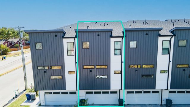 145 N Henderson Avenue 102, Dallas, TX 75214