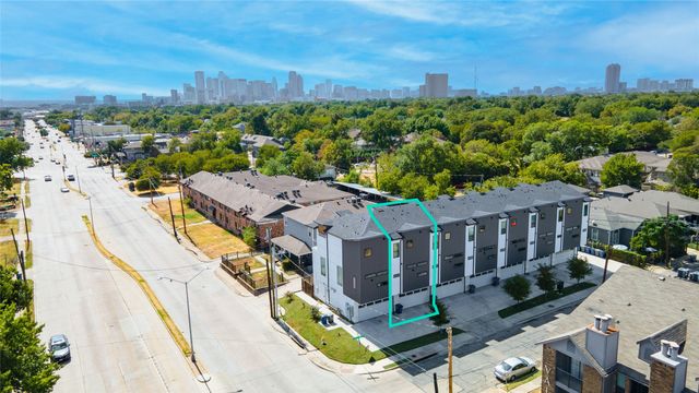 145 N Henderson Avenue 102, Dallas, TX 75214