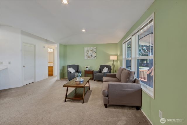 17710 Albany Street SW, Rochester, WA 98579