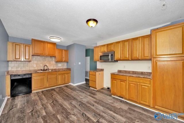 619 Greenfield Drive NW, Huntsville, AL 35811