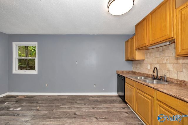 619 Greenfield Drive NW, Huntsville, AL 35811