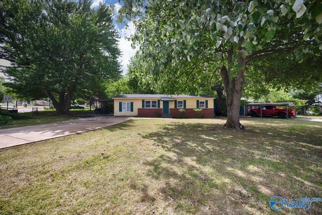 619 Greenfield Drive NW, Huntsville, AL 35811