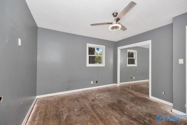 619 Greenfield Drive NW, Huntsville, AL 35811
