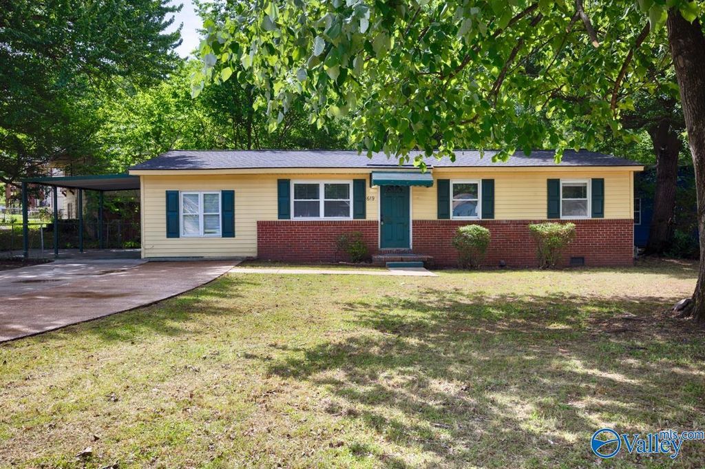 619 Greenfield Drive NW, Huntsville, AL 35811