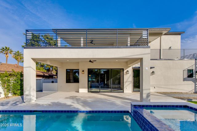 3834 N 34TH Street, Phoenix, AZ 85018