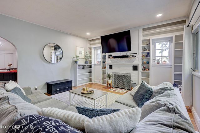 1615 Forest Street, Carthage, MO 64836