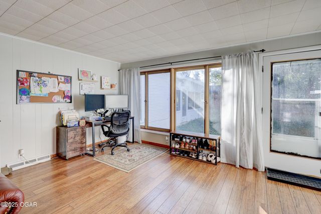 1615 Forest Street, Carthage, MO 64836