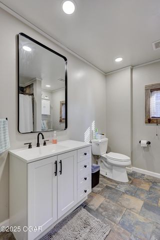 1615 Forest Street, Carthage, MO 64836