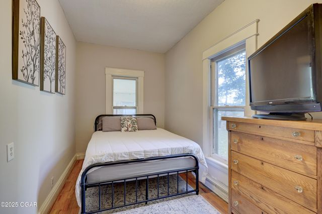 1615 Forest Street, Carthage, MO 64836