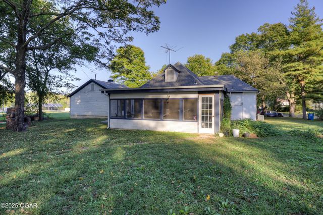 1615 Forest Street, Carthage, MO 64836