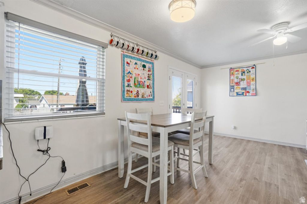 Image 11 of property listing at 845 N 275 W, Bountiful, UT 84010
