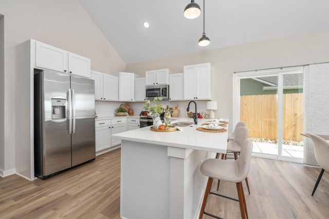 711 N Rainbow Lake St., Wichita, KS 67235