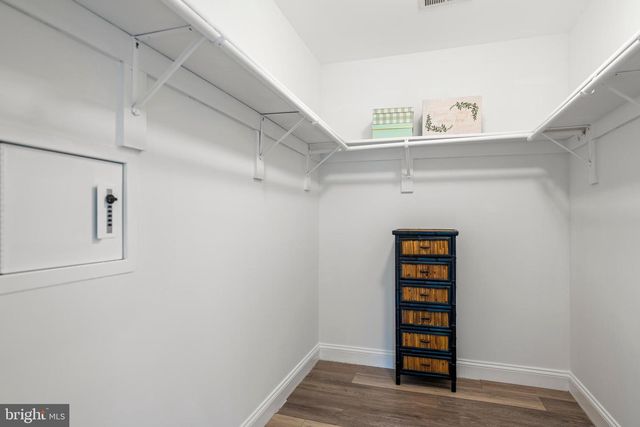 22247 WATSON RD, Leesburg, VA 20175