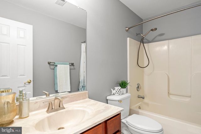 22247 WATSON RD, Leesburg, VA 20175