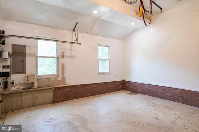 22247 WATSON RD, Leesburg, VA 20175