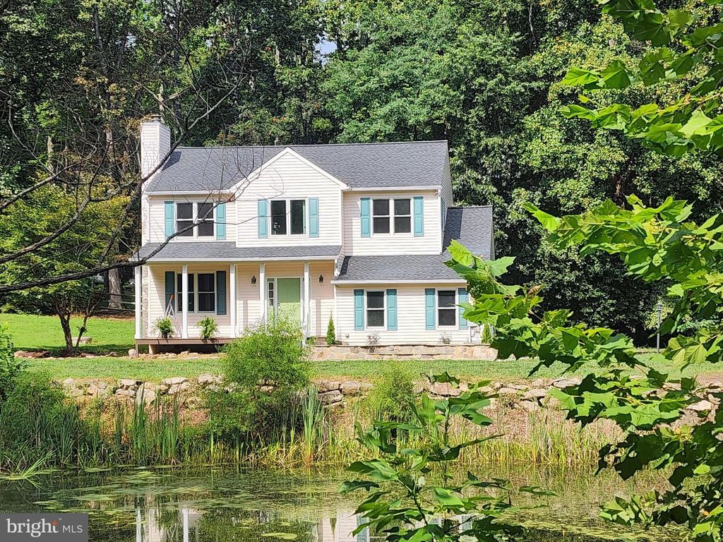 22247 WATSON RD, Leesburg, VA 20175