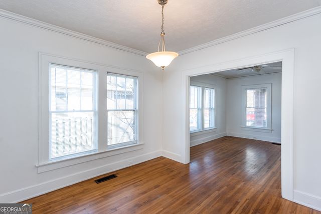 1786 Center Avenue, East Point, GA 30344