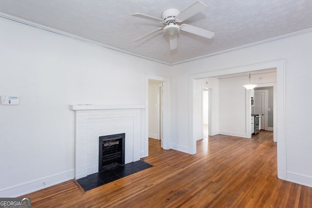 1786 Center Avenue, East Point, GA 30344