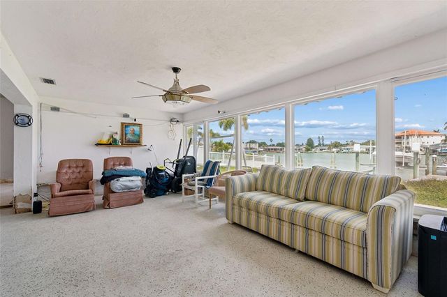 15 BELLEVUE DRIVE, Treasure Island, FL 33706