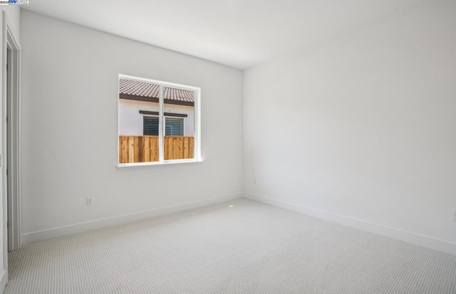 1065 Bradbury Dr, Discovery Bay, CA 94505