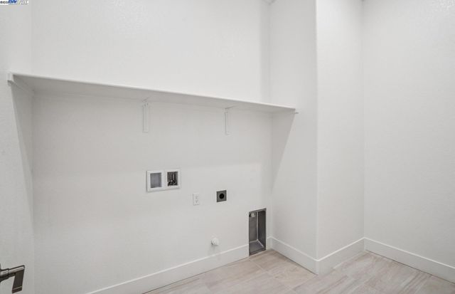 1065 Bradbury Dr, Discovery Bay, CA 94505