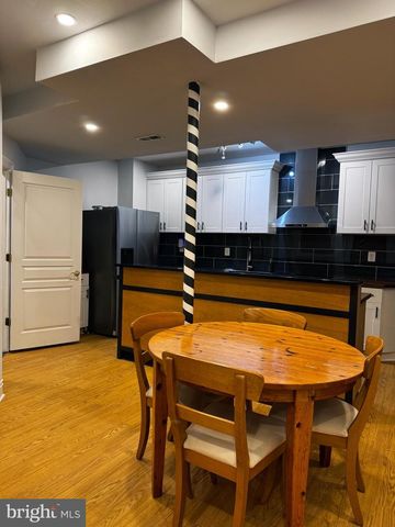 5211 ROSALIE RIDGE DR, Centreville, VA 20120