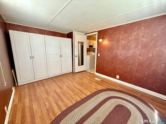 9 North Road, East Windsor, CT 06088
