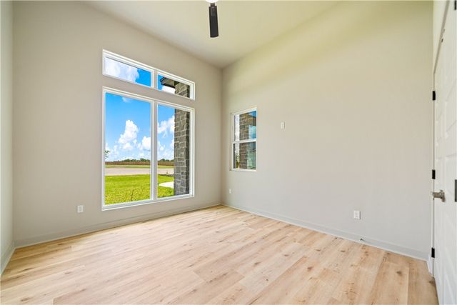 1526 Mariposa Ranch Dr, Corpus Christi, TX 78415