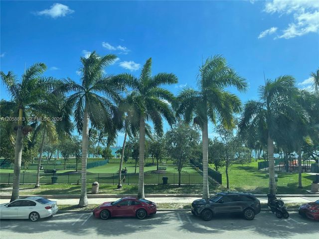 488 NE 18th St 3910, Miami, FL 33132