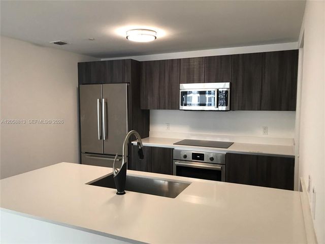 488 NE 18th St 3910, Miami, FL 33132
