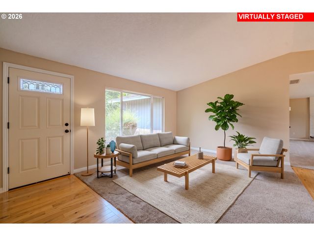 1575 Sw KINGS BYWAY, Troutdale, OR 97060