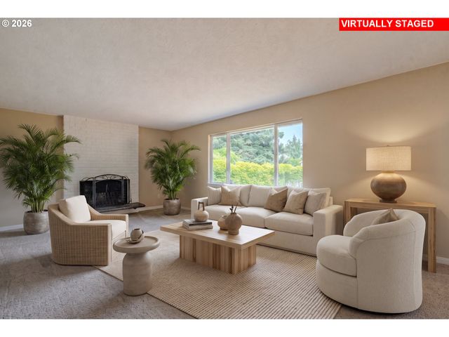 1575 Sw KINGS BYWAY, Troutdale, OR 97060