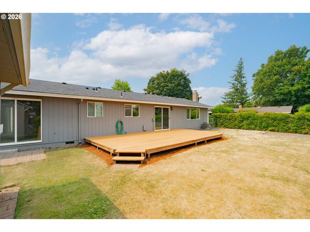 1575 Sw KINGS BYWAY, Troutdale, OR 97060
