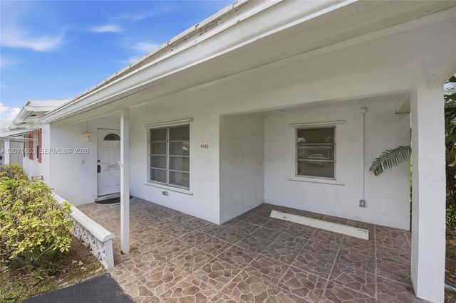 4305 NW 1 Terrace, Deerfield Beach, FL 33064