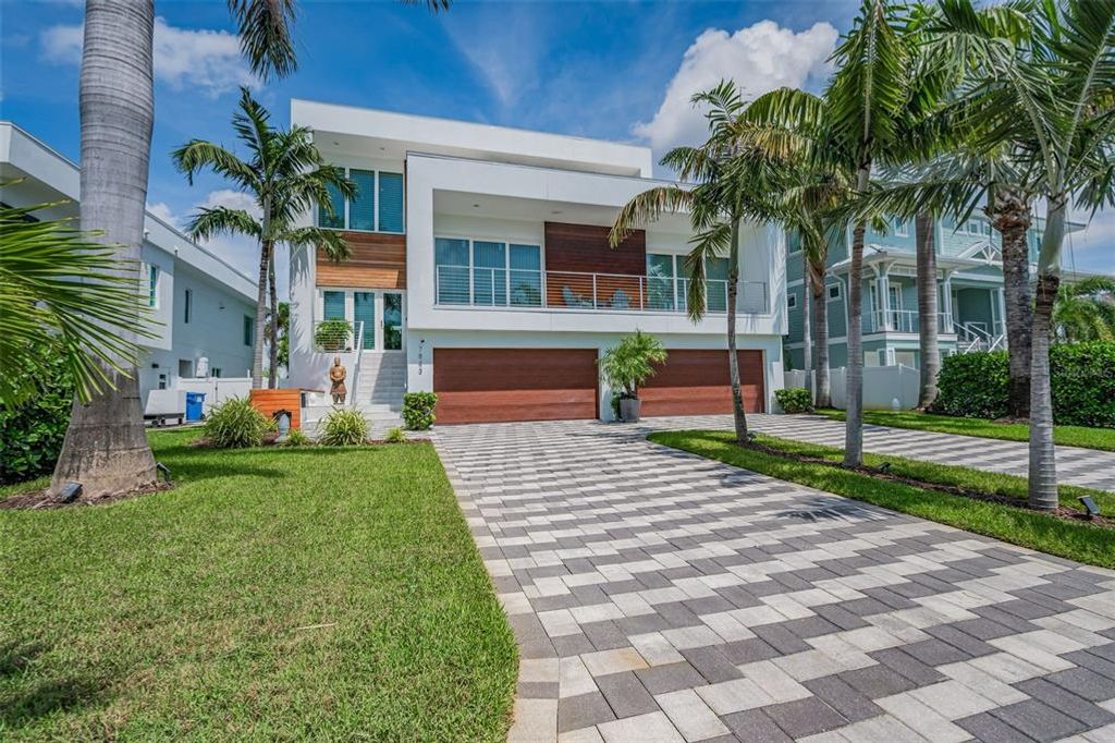 7843 10TH AVENUE S, St Petersburg, FL 33707