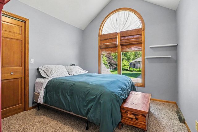 1864 Erin Isle Drive, Park Twp, MI 49424