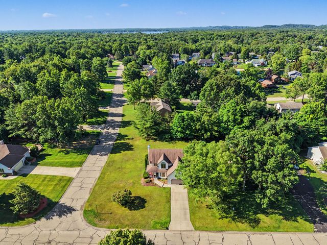 1864 Erin Isle Drive, Park Twp, MI 49424