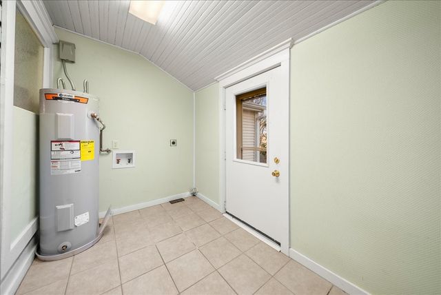 101 N 7th Street, Krum, TX 76249