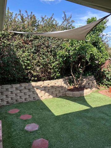1866 Fairway Park Circle A, Escondido, CA 92026