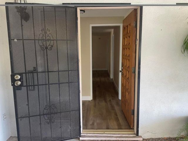 1866 Fairway Park Circle A, Escondido, CA 92026